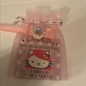 Tarina Tarantino hello kitty headband